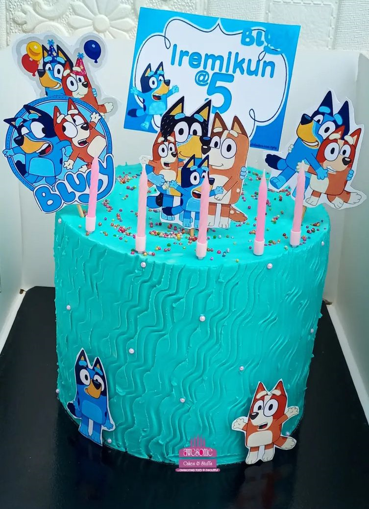 Bluey Cake